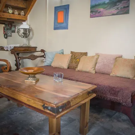 Village House 1 Apartment Agrafoi